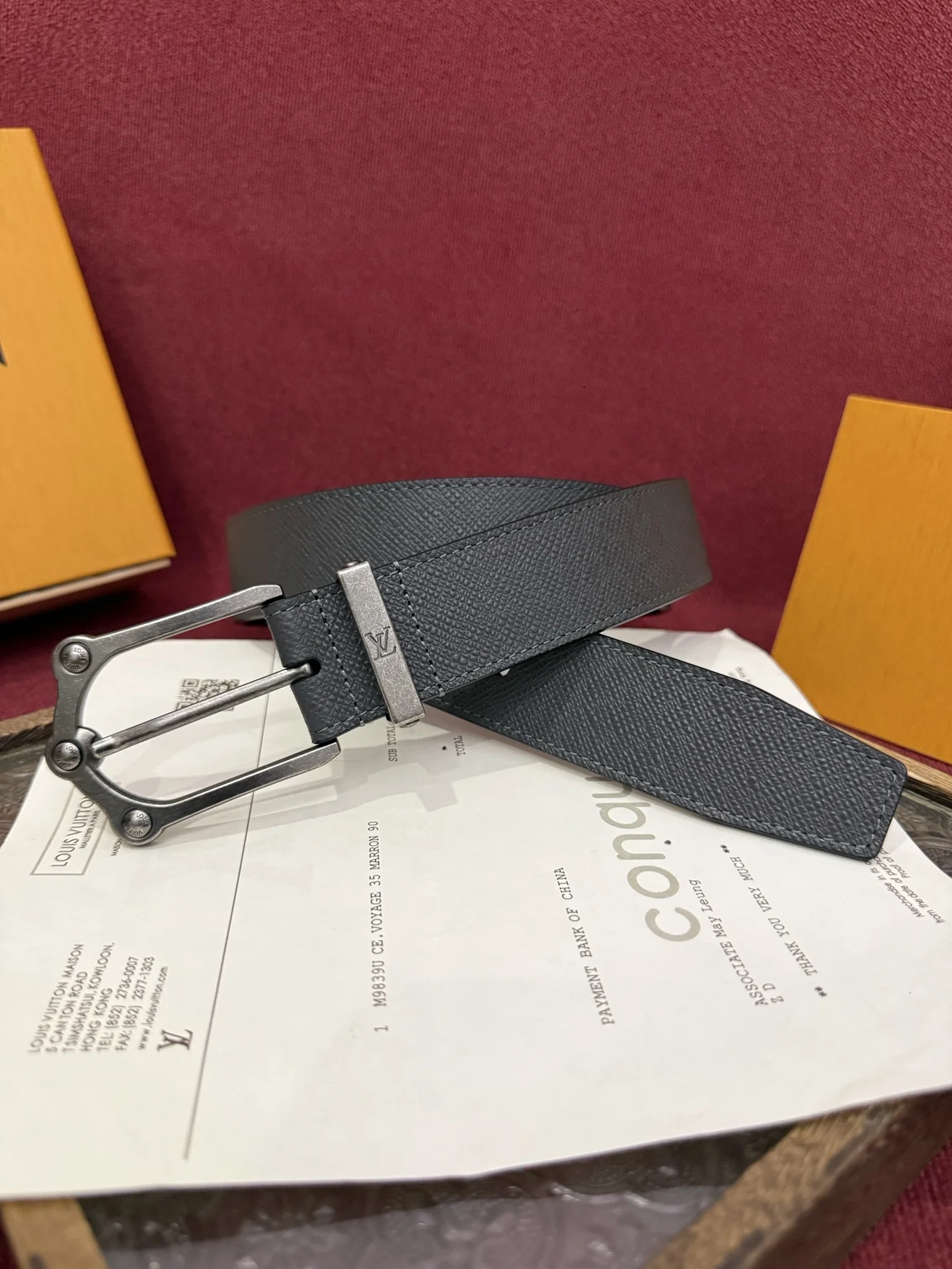 Louis Vuitton Letter pattern belt men s belt Louis Vuitton Letter pattern belt men s belt