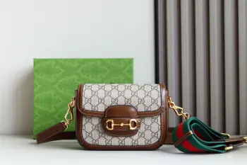 658574 Canvas Saddle Bag Women s Crossbody Bag Replica Gucci womens bags