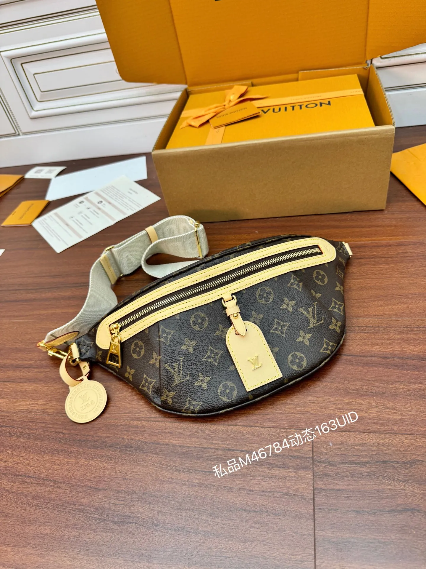 Louis Vuitton M46784 Italian A-Grade Leather Handbag Chest Bag Louis Vuitton M46784 Italian A-Grade Leather Handbag Chest Bag