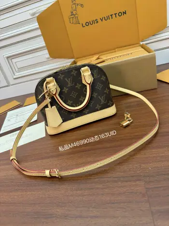 M46990 Imported Diamond Handbag Women s Crossbody Bag Replica Louis Vuitton womens bags