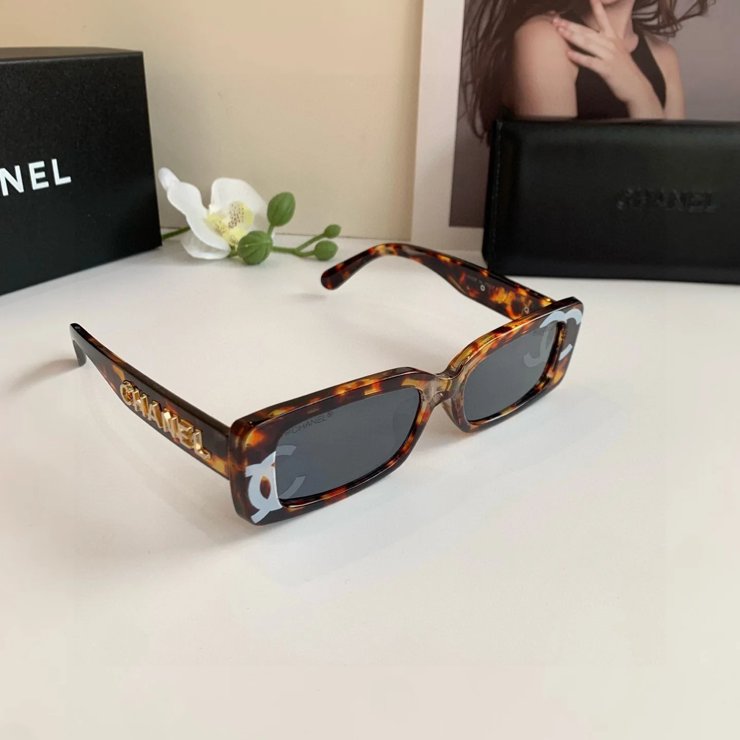 Chanel New Square Frame Sports Casual Sunglasses Chanel New Square Frame Sports Casual Sunglasses