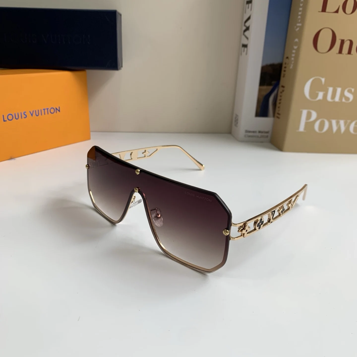 Louis Vuitton Stylish retro personalized comfortable sunshade sunglasses Louis Vuitton Stylish retro personalized comfortable sunshade sunglasses