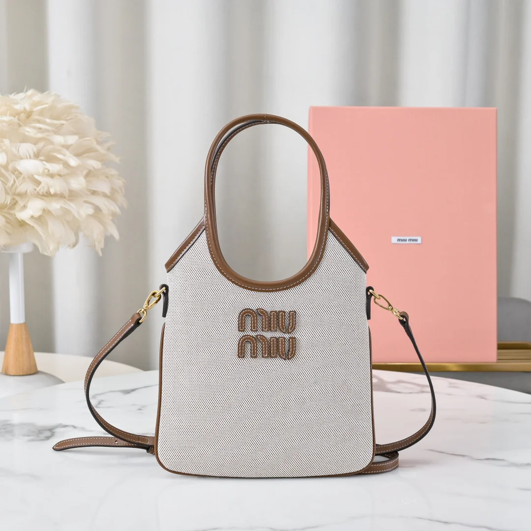 MIU MIU 5BA281 New Mini Tote Bag Women s Crossbody Bag MIU MIU 5BA281 New Mini Tote Bag Women s Crossbody Bag