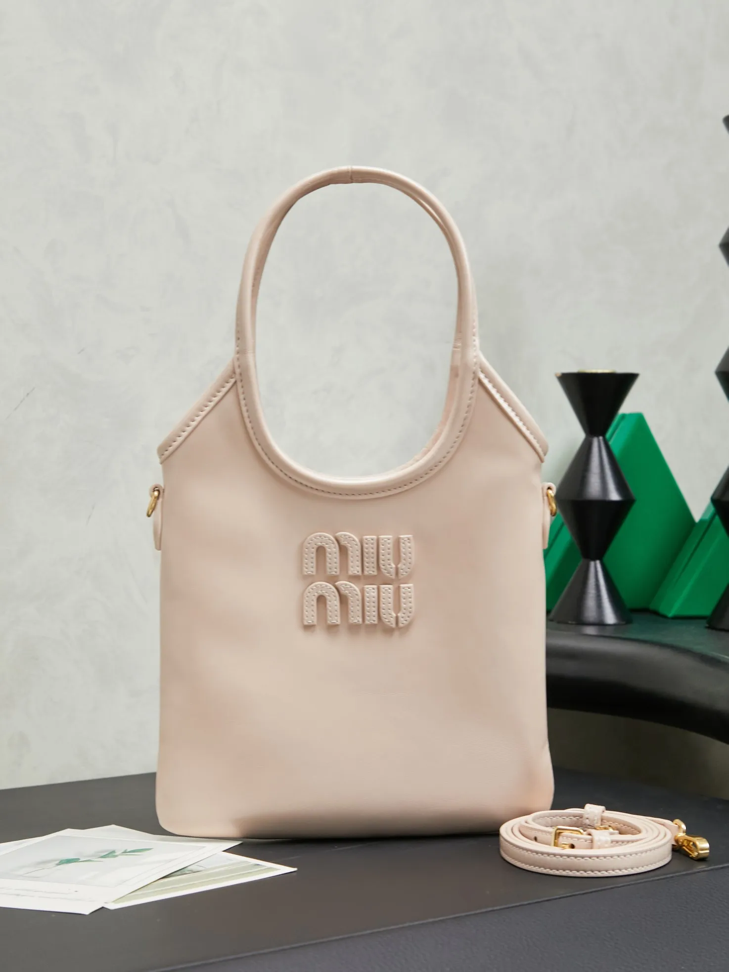 MIU MIU 5BA281 New Mini Tote Bag Women s Crossbody Bag MIU MIU 5BA281 New Mini Tote Bag Women s Crossbody Bag