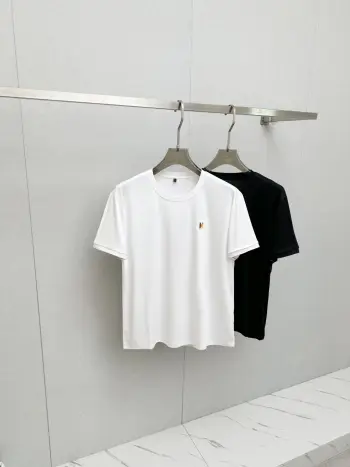 Spring and summer new short-sleeve T-shirts Replica Hermes Tshirts and Polos