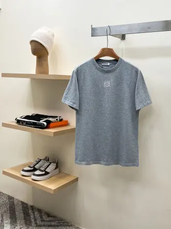 New short-sleeve round-neck T-shirt Replica Loewe Tshirts and Polos