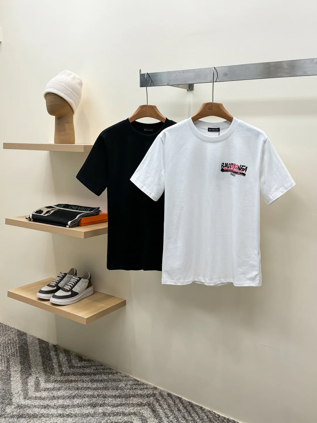 Balenciaga Latest unisex short-sleeve T-shirts