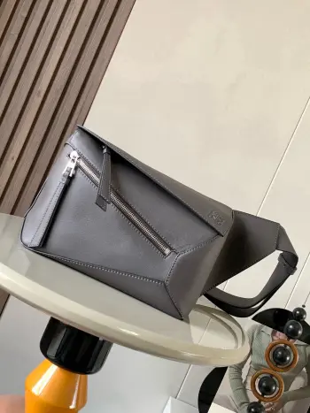 9114 Small Classic Cowhide Leather Waist Bag Waist Bag Replica Loewe belt bags