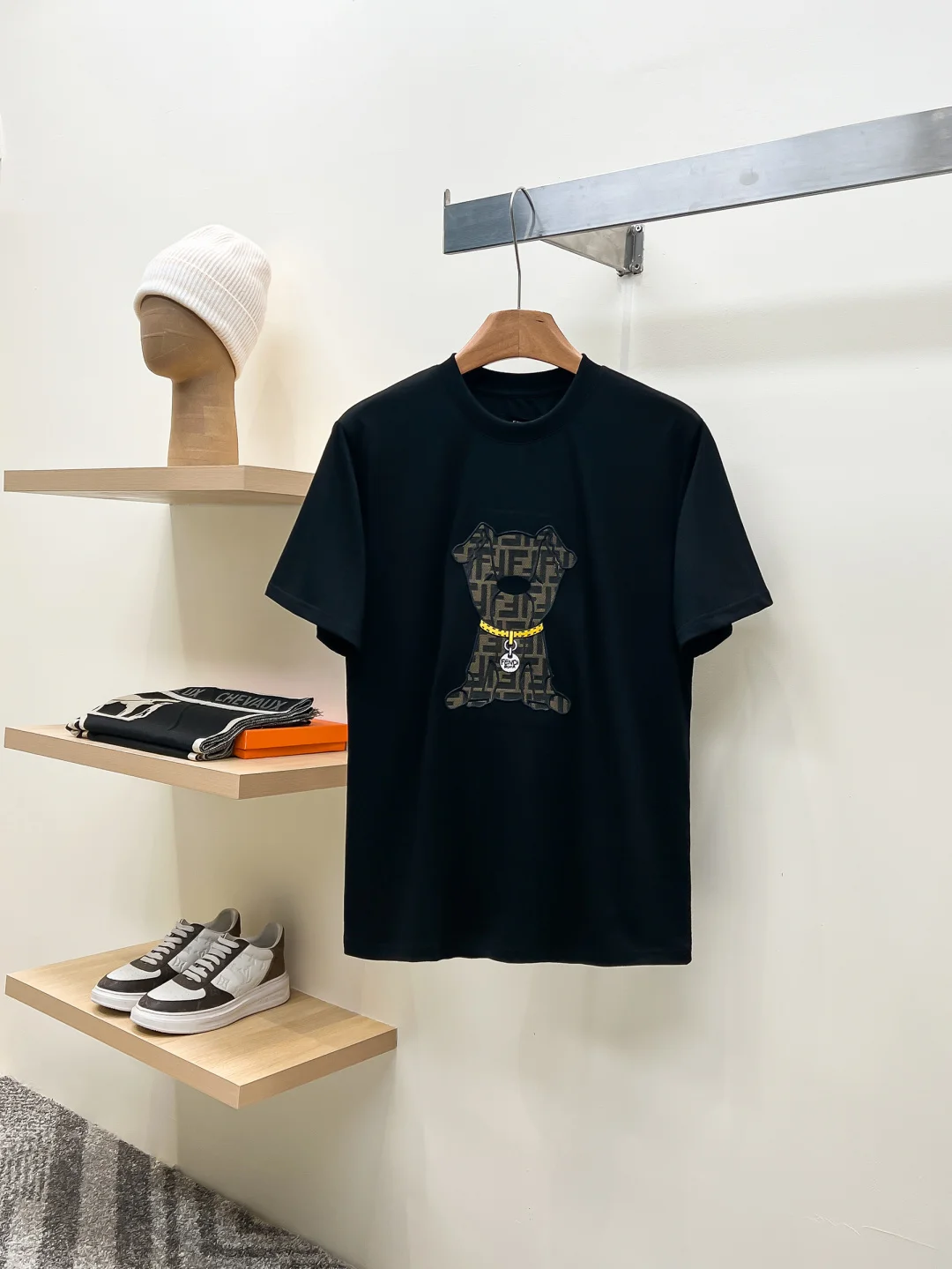 Fendi Fashion Casual Round Neck Short Sleeve T-Shirt Fendi Fashion Casual Round Neck Short Sleeve T-Shirt