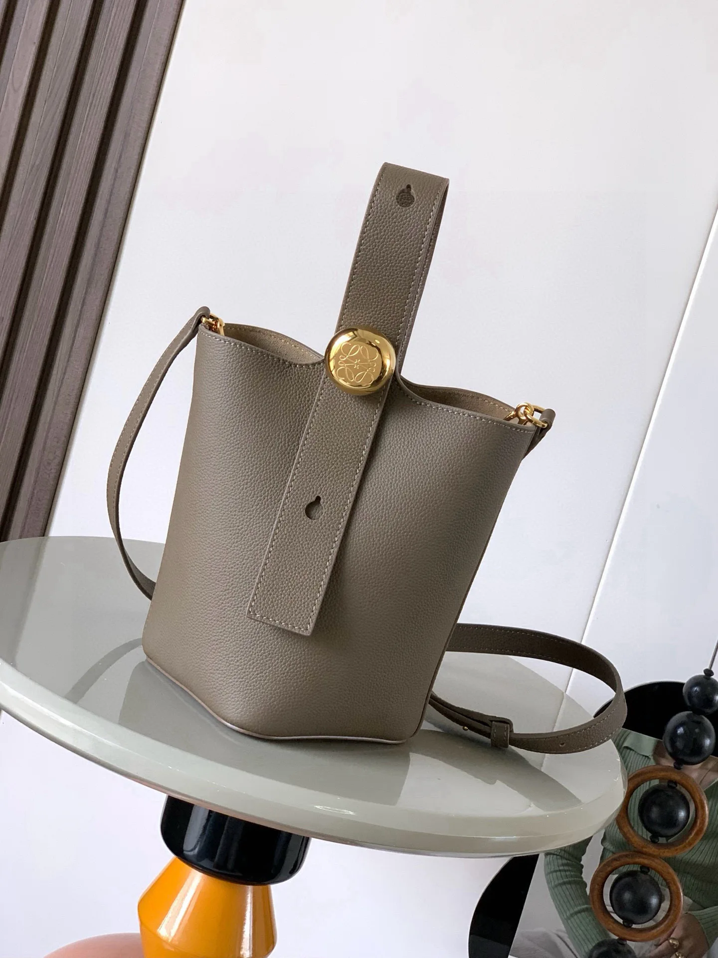 Loewe 9047 Mini Soft Grain Cowhide Leather Bucket Bag Women s Crossbody Bag Loewe 9047 Mini Soft Grain Cowhide Leather Bucket Bag Women s Crossbody Bag