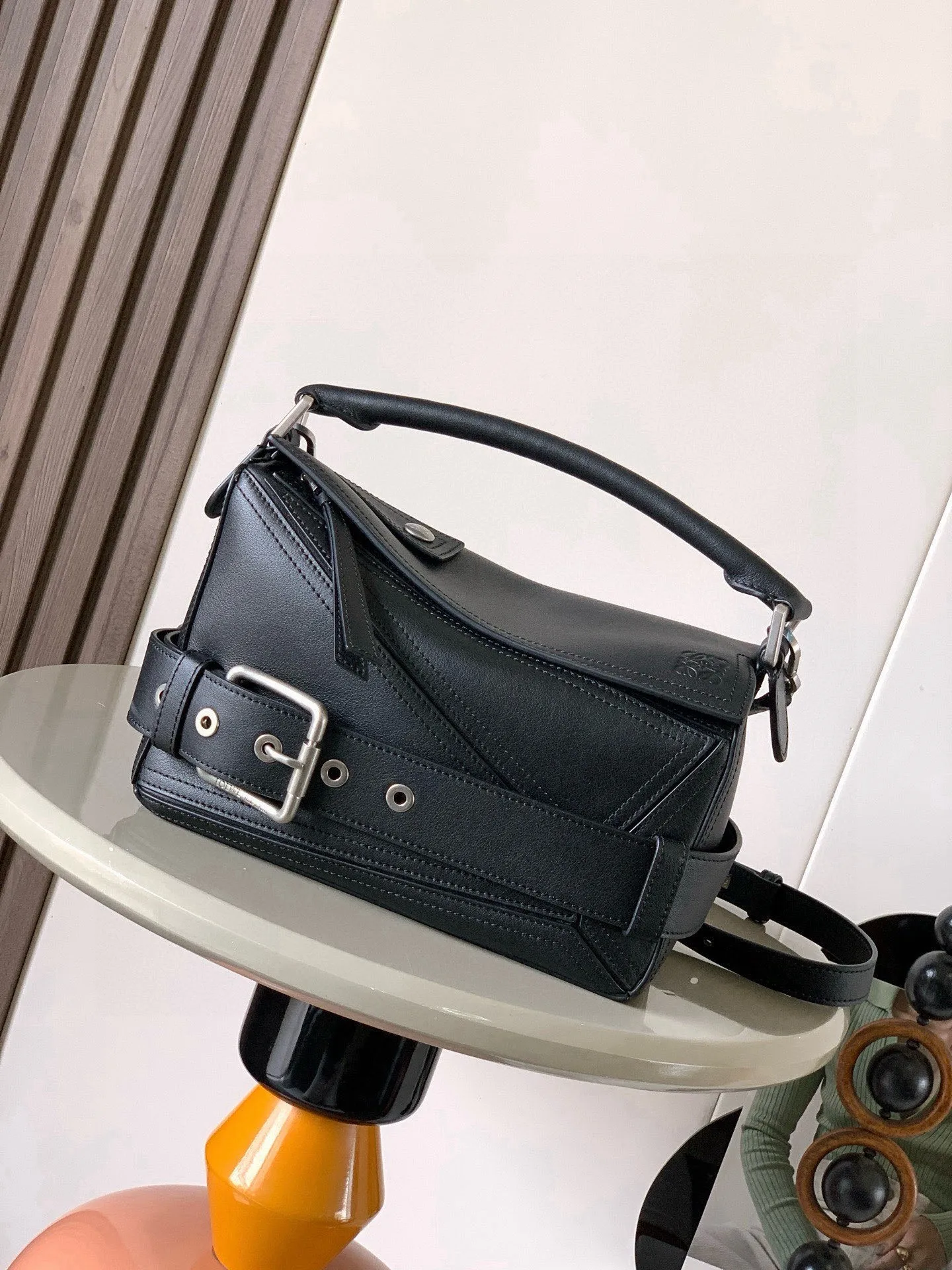 Loewe 9151 Glossy Cowhide Leather Handbag Women s Crossbody Bag Loewe 9151 Glossy Cowhide Leather Handbag Women s Crossbody Bag