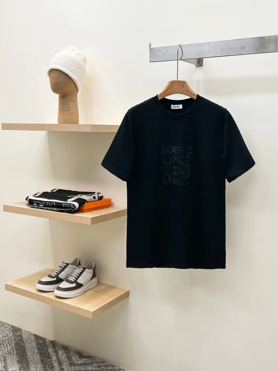 Loewe New short-sleeve round-neck T-shirt