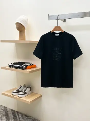 New short-sleeve round-neck T-shirt Replica Loewe Tshirts and Polos