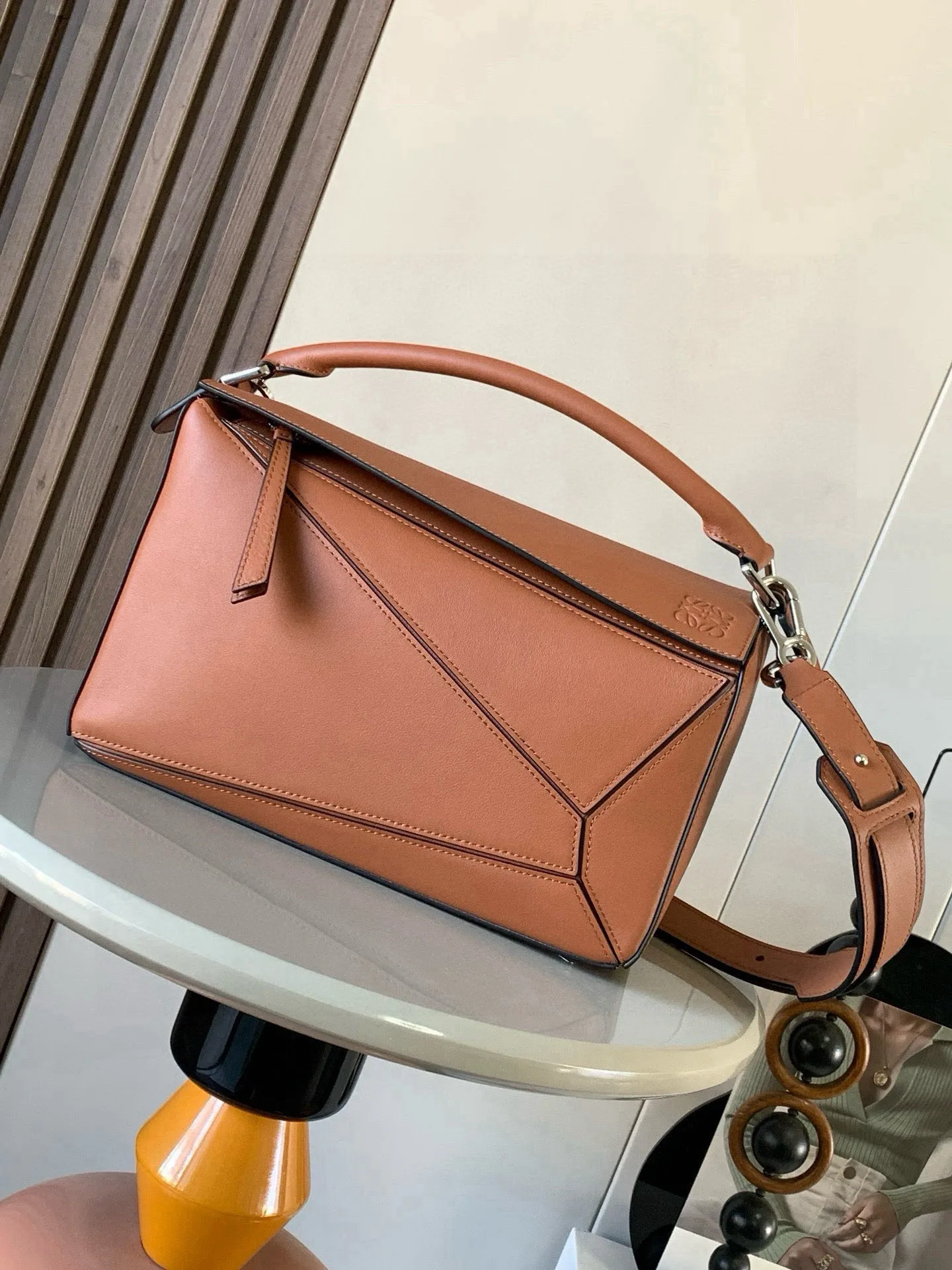 Loewe 9017 Lychee Pattern Cowhide Handbag Women s Crossbody Bag Loewe 9017 Lychee Pattern Cowhide Handbag Women s Crossbody Bag
