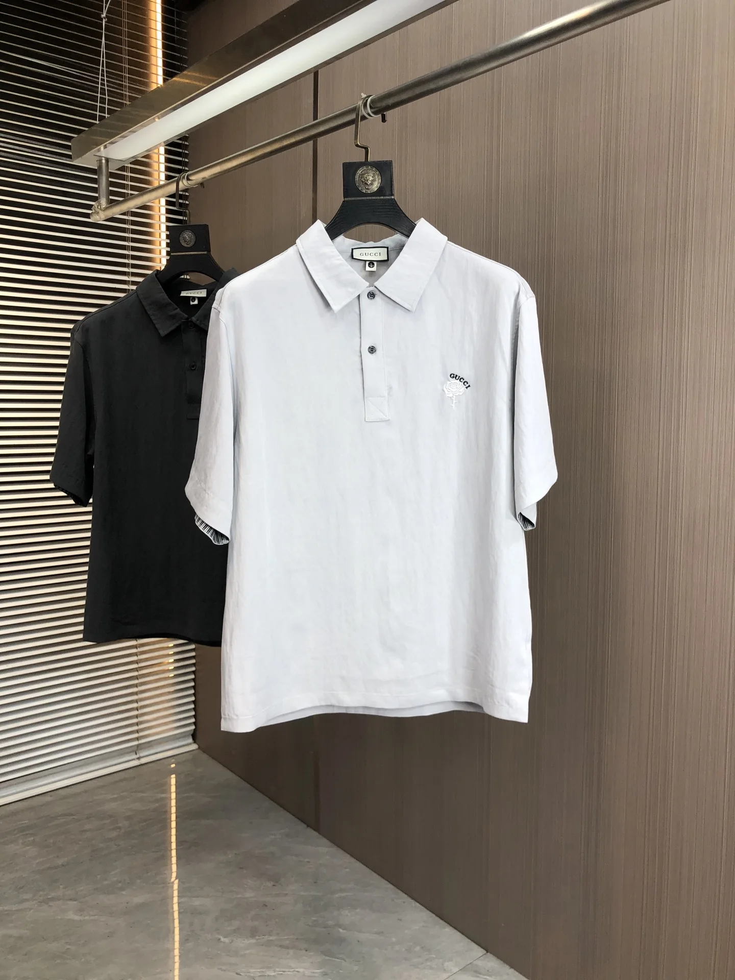 Gucci Old Maple Casual Polo Shirt with Collar Gucci Old Maple Casual Polo Shirt with Collar