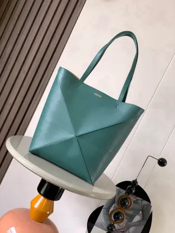 9029 Smooth Cowhide Leather Geometric Handbag Women s Shoulder Bag Replica Loewe womens bags