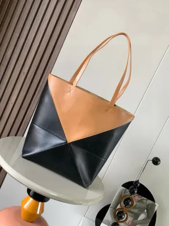 9029 Smooth Cowhide Leather Geometric Handbag Women s Shoulder Bag Replica Loewe womens bags