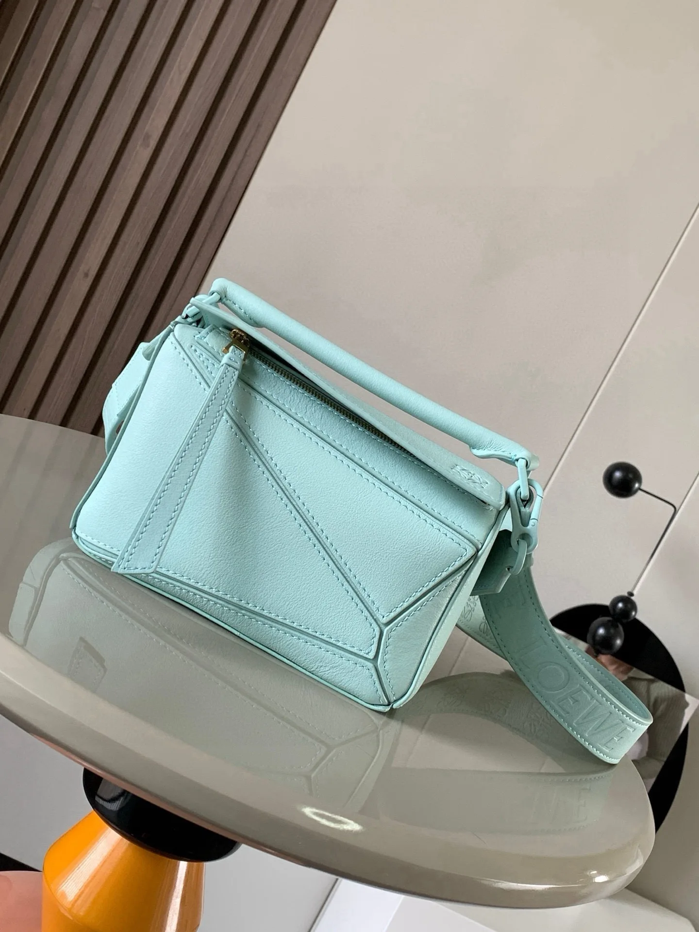 Loewe 9020 geometric mini handbag women s crossbody bag Loewe 9020 geometric mini handbag women s crossbody bag