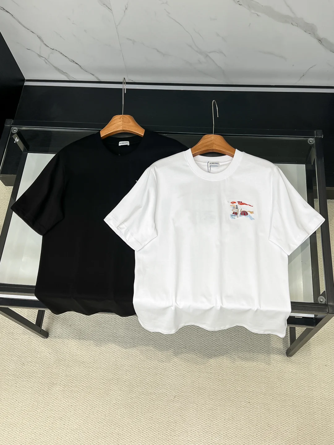 Burberry War Horse Series Short Sleeve Round Neck T-Shirt Burberry War Horse Series Short Sleeve Round Neck T-Shirt