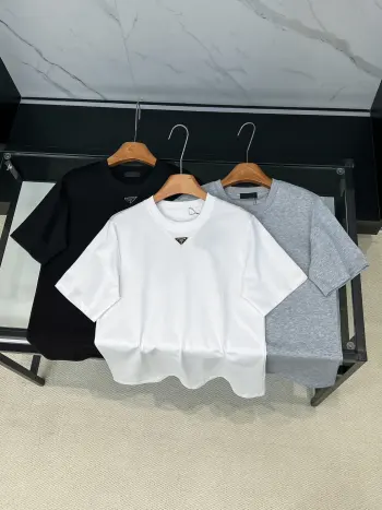 New short-sleeve T-shirt Replica Prada Tshirts and Polos