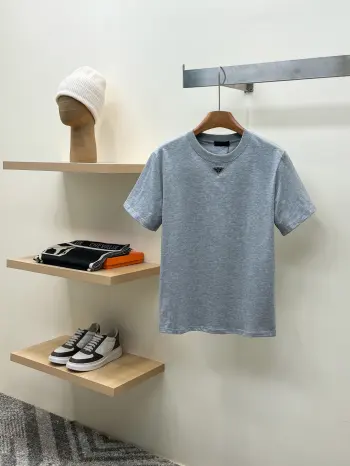 New short-sleeve T-shirt Replica Prada Tshirts and Polos
