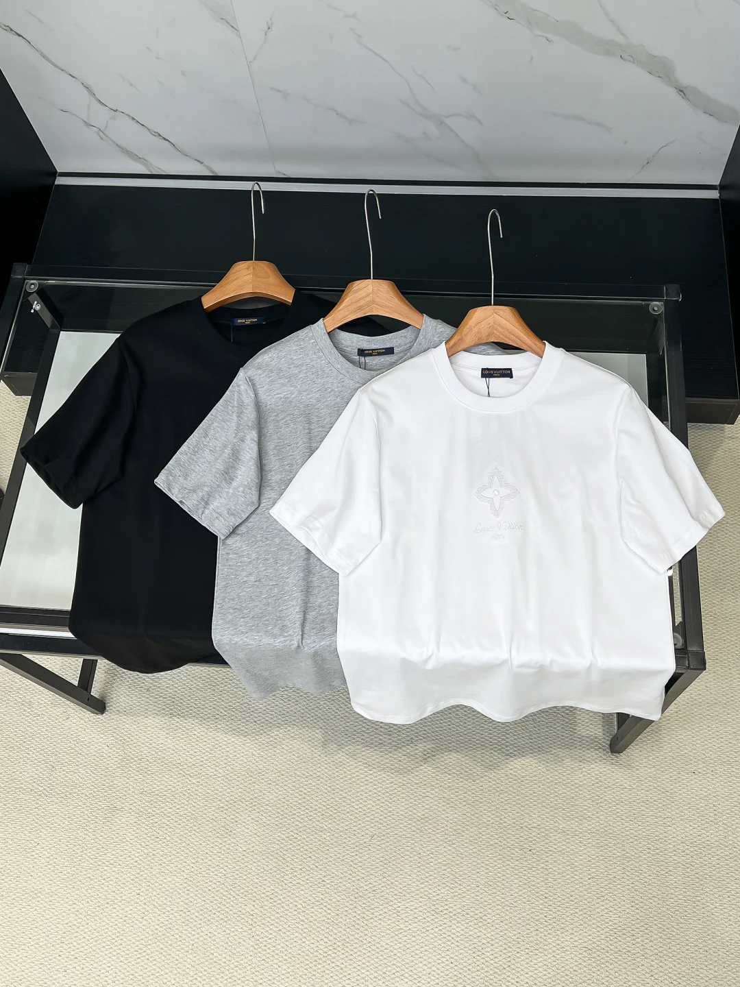 Louis Vuitton Latest couple short-sleeve T-shirts