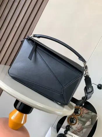 9017 Lychee Grain Cowhide Handbag Women s Crossbody Bag Replica Loewe womens bags