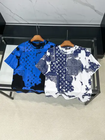 Classic Short Sleeve with Allover Floral Print Replica Louis Vuitton Tshirts and Polos