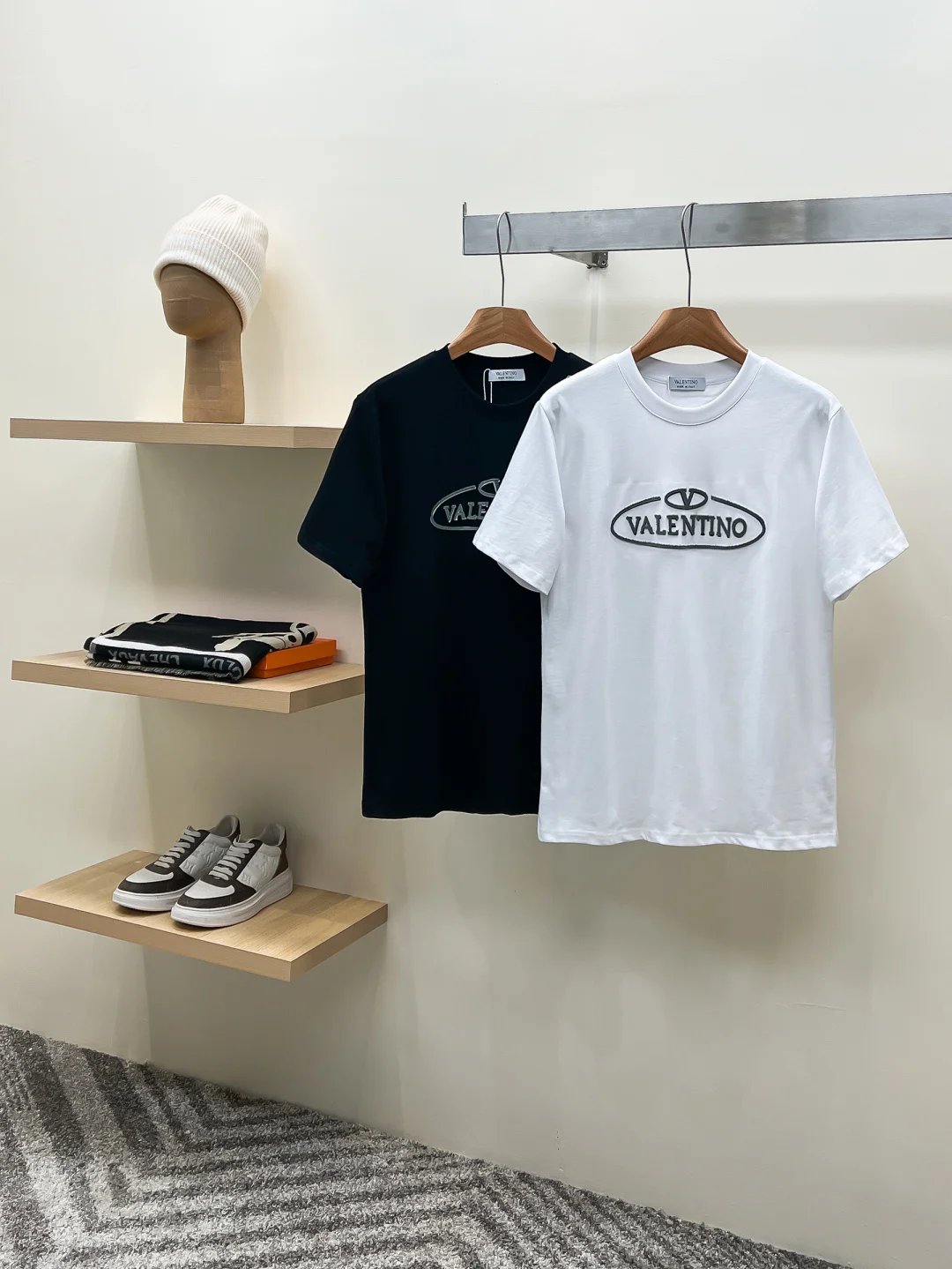 Valentino Garavani Latest short-sleeve round-neck T-shirt