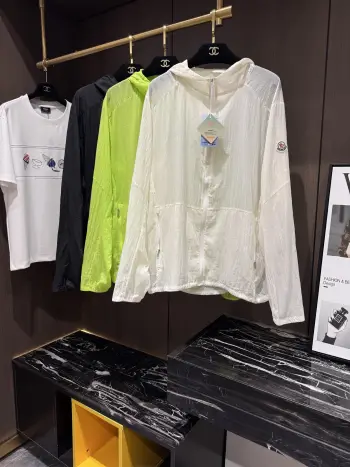 Unisex sunscreen jackets for couples Replica Moncler Hoodies and Sweatshirts