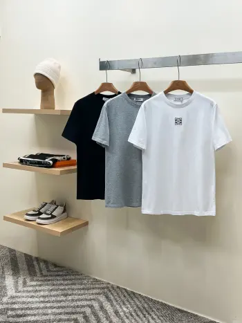New short-sleeve round-neck T-shirt Replica Loewe Tshirts and Polos