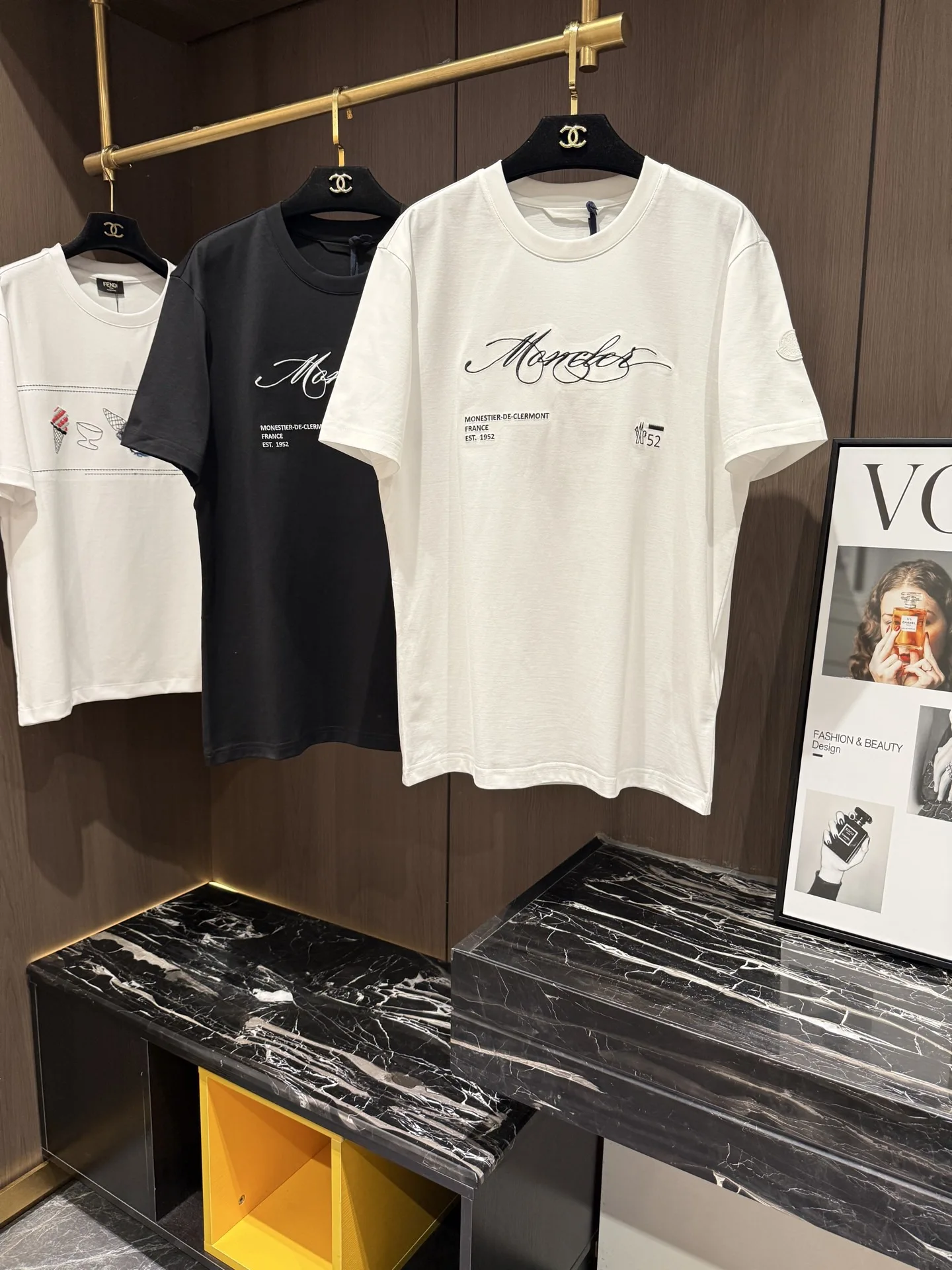 Moncler New Spring/Summer Casual Men s Round Neck Short Sleeve Moncler New Spring/Summer Casual Men s Round Neck Short Sleeve
