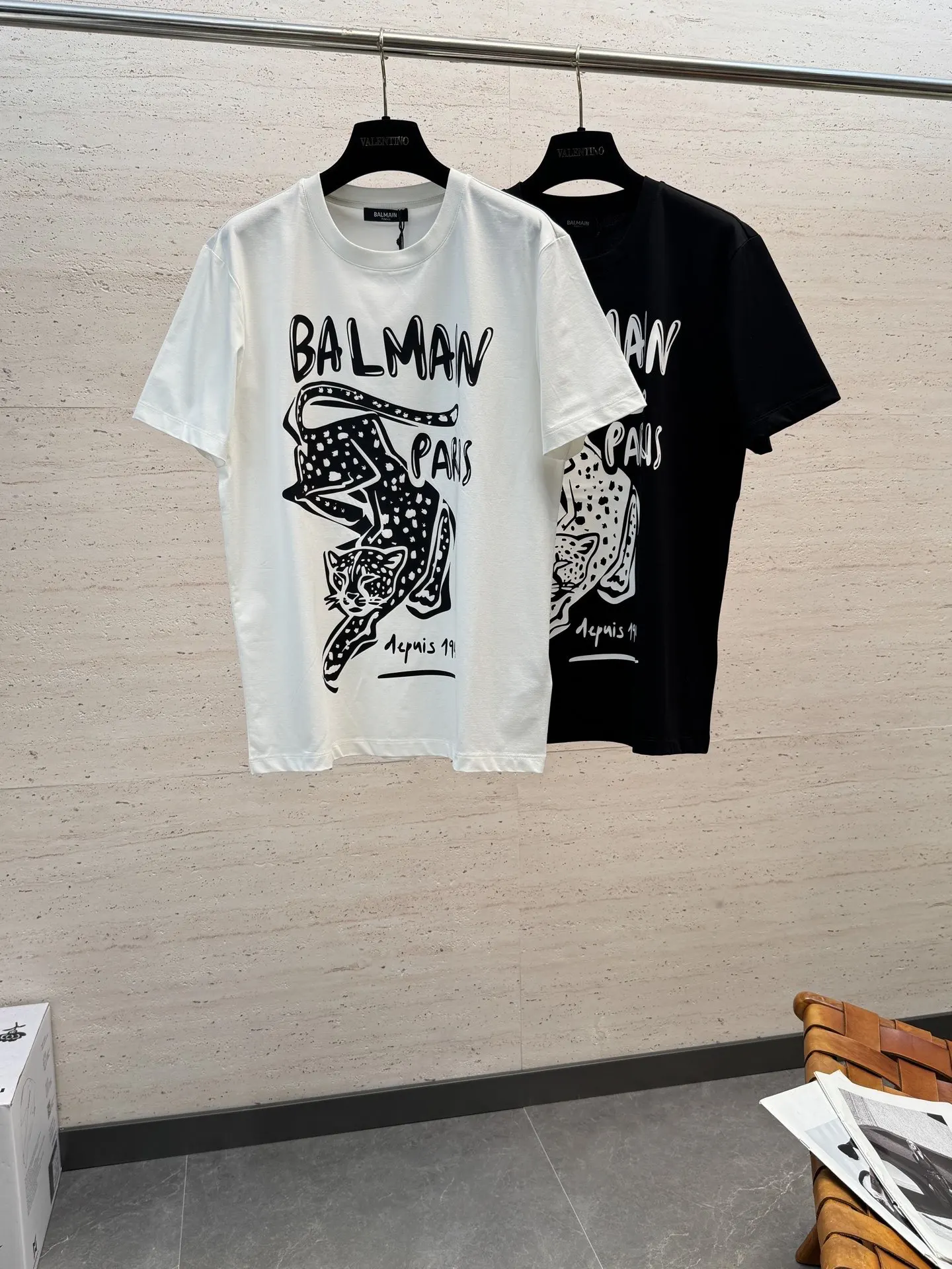 Burberry New Spring/Summer Casual Men s Round Neck Short Sleeve Burberry New Spring/Summer Casual Men s Round Neck Short Sleeve