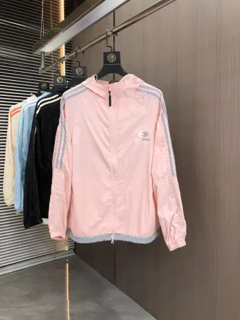 Imported fabric hooded sun protection shirt with UV protection. Replica Balenciaga Hoodies and Sweatshirts