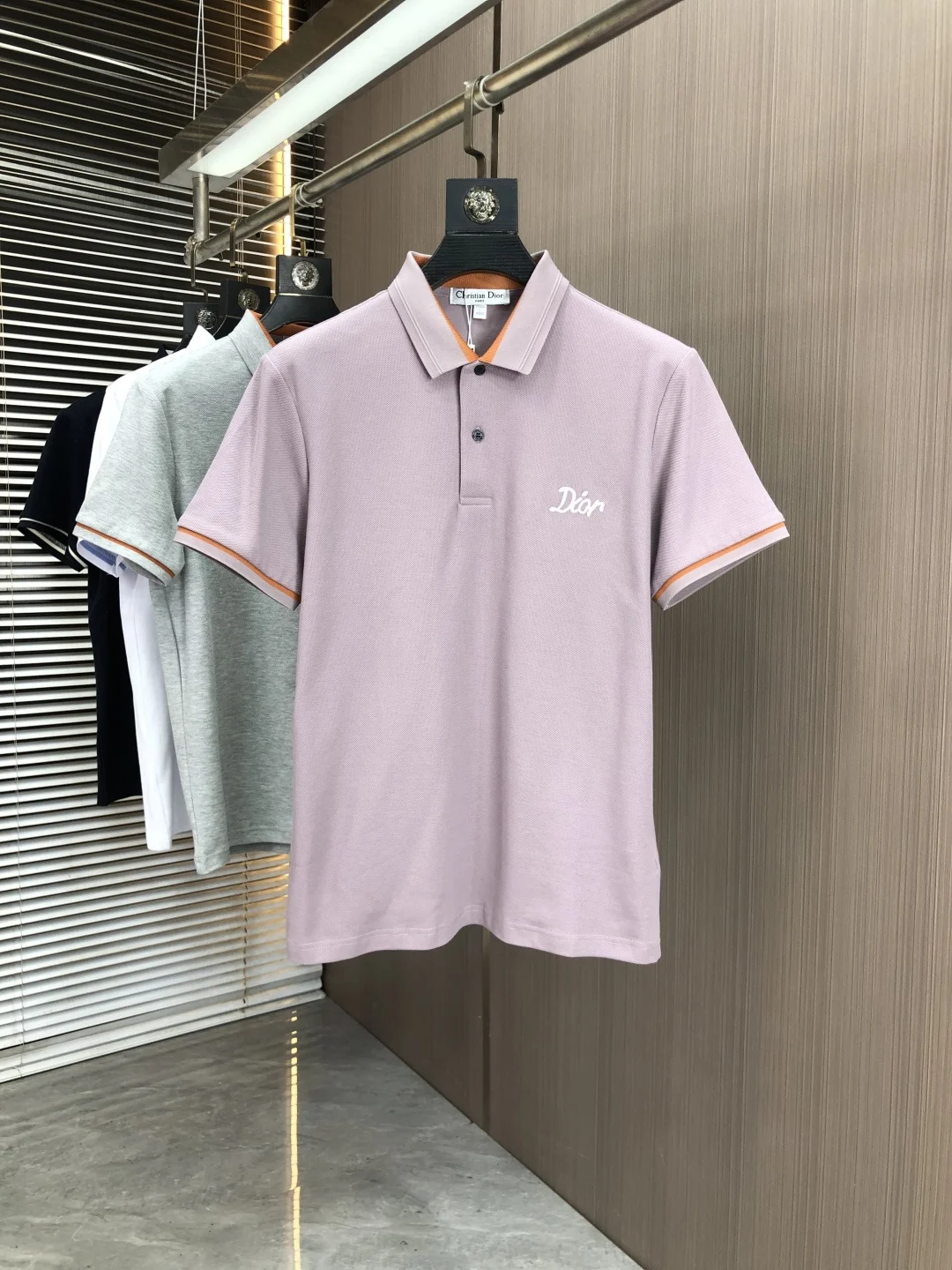 Dior Spring and summer new men s logo short-sleeve polo shirt Dior Spring and summer new men s logo short-sleeve polo shirt