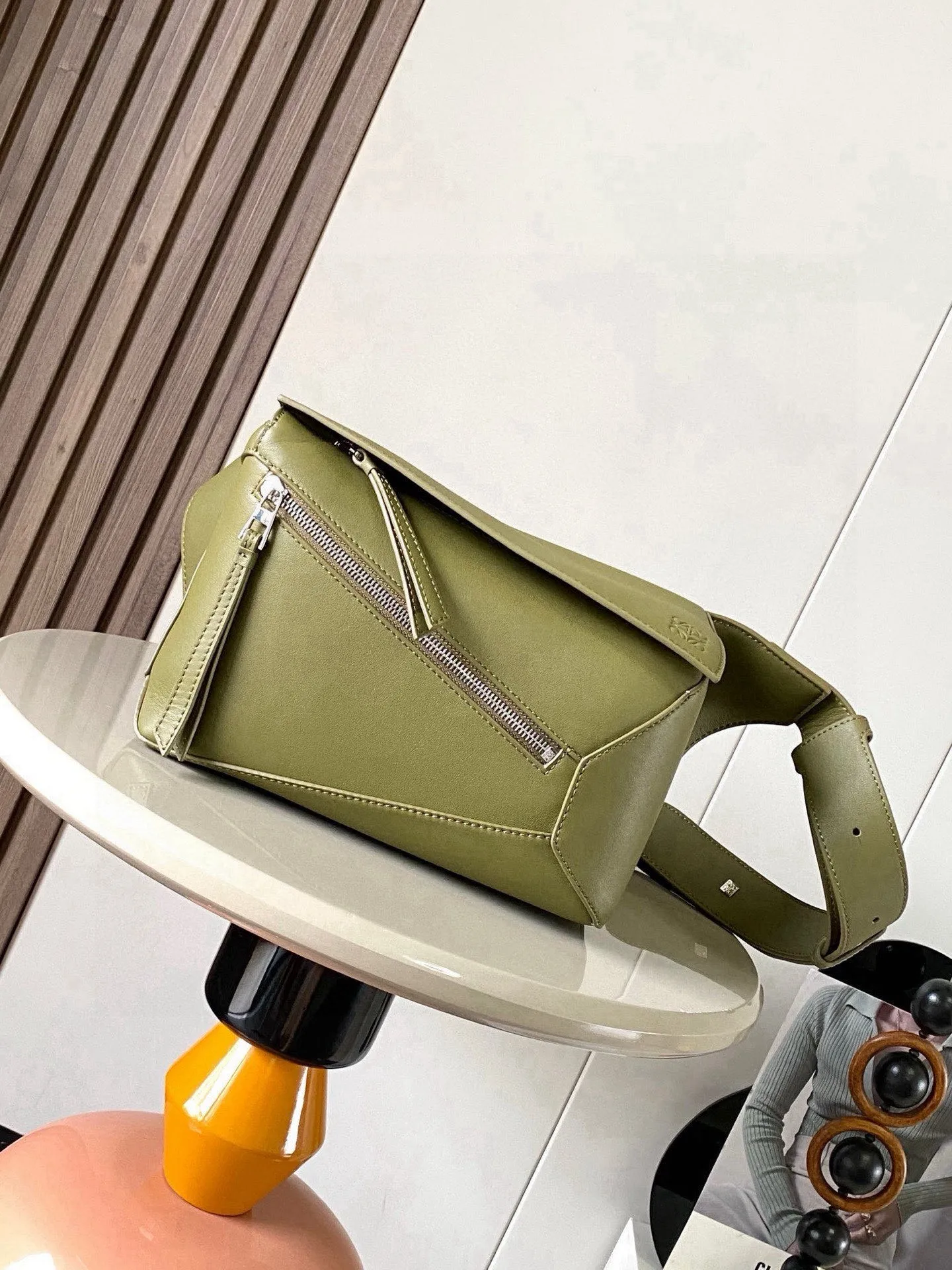 Loewe 9114 Small Classic Cowhide Leather Waist Bag Waist Bag