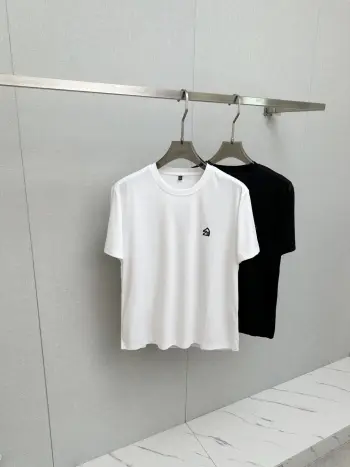 Spring and summer new short-sleeve T-shirts Replica Hermes Tshirts and Polos
