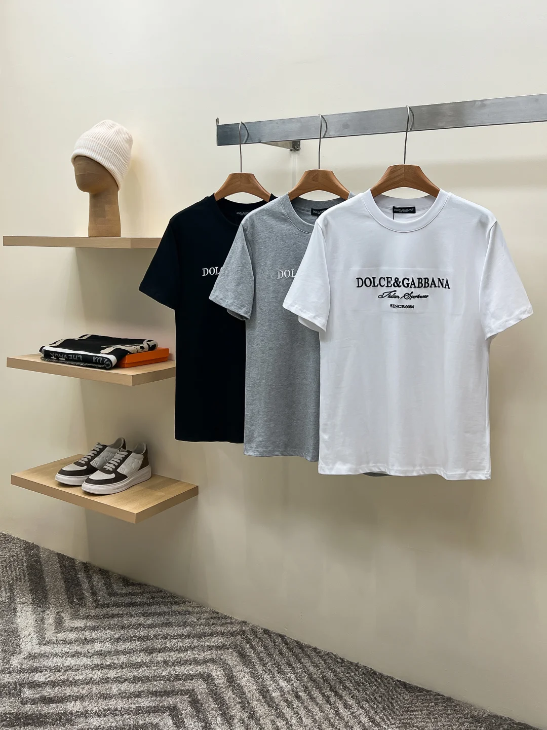 Dolce Gabbana Latest short-sleeve round-neck T-shirt