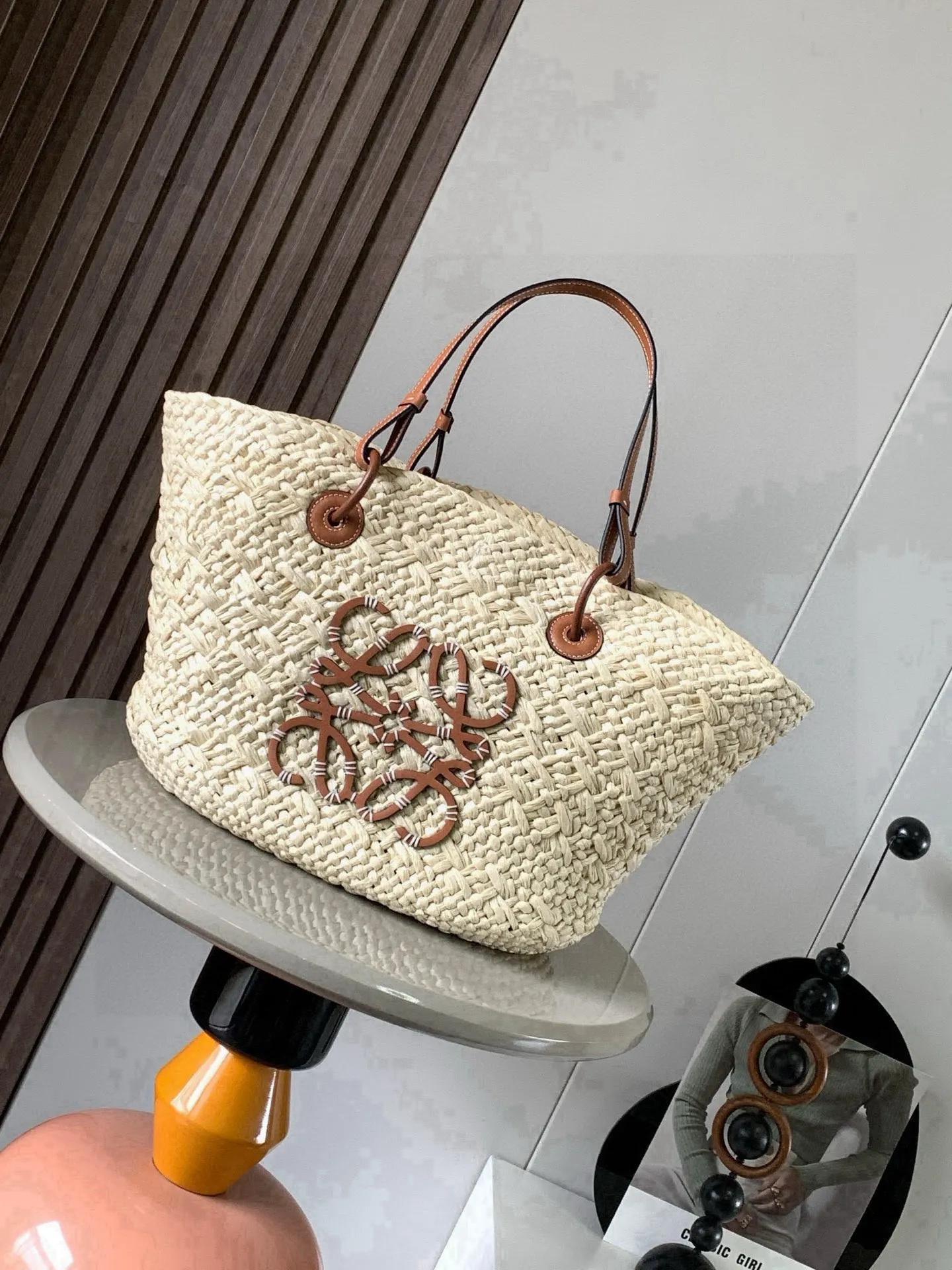 Loewe 8008 Iraq Palm Fiber Handbag Women s Shoulder Bag Loewe 8008 Iraq Palm Fiber Handbag Women s Shoulder Bag