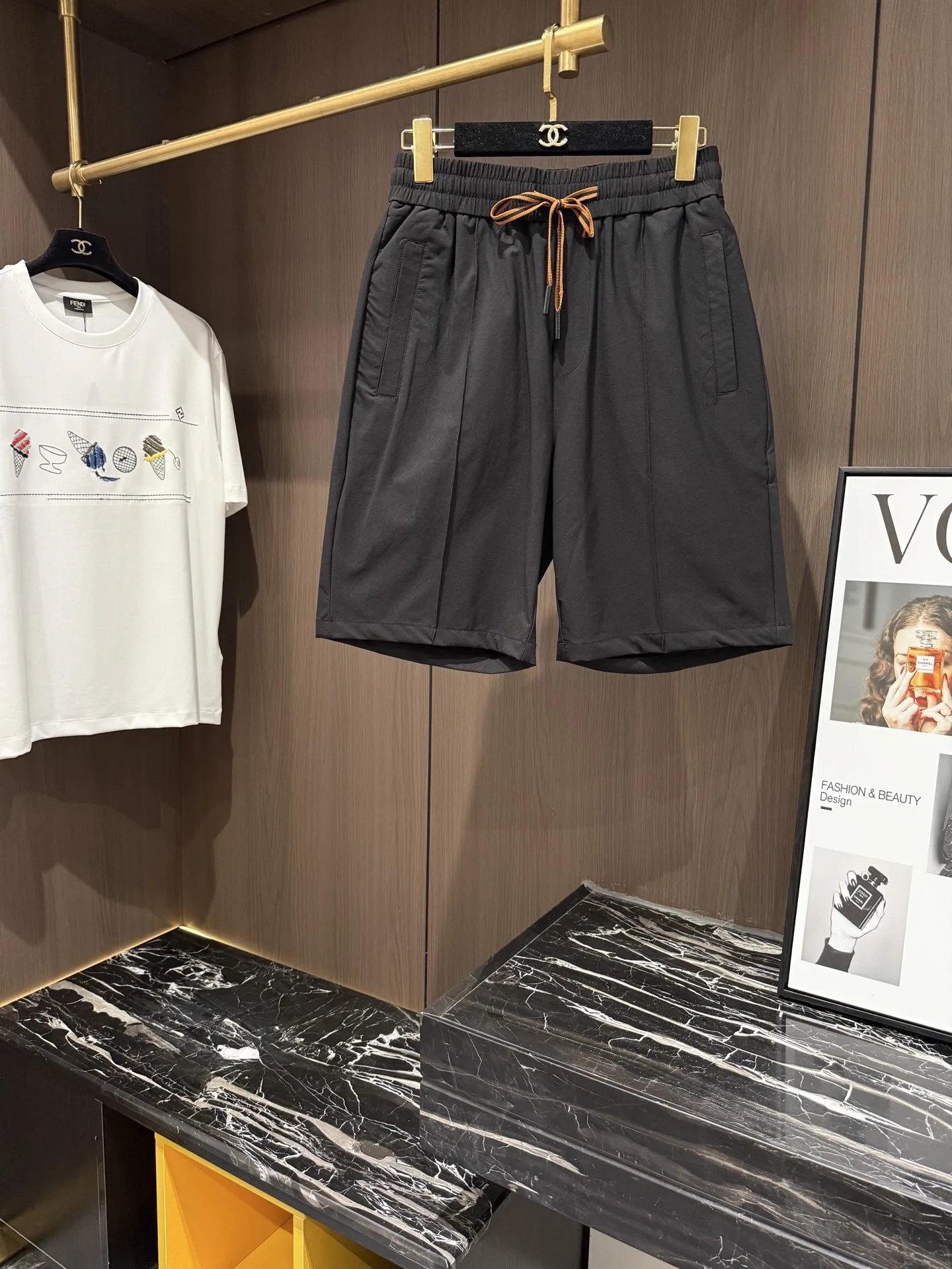 Zegna Drawstring versatile men s casual sports shorts five-point pants Zegna Drawstring versatile men s casual sports shorts five-point pants