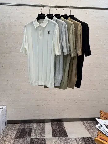 Spring and summer men s short-sleeve polo sweater Replica Louis Vuitton Tshirts and Polos