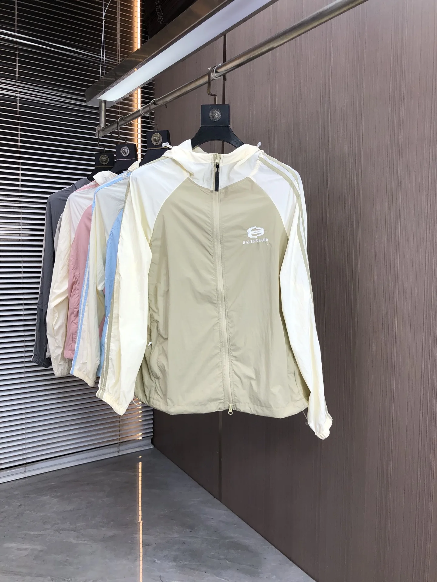 Balenciaga Imported fabric hooded sun protection shirt with UV protection. Balenciaga Imported fabric hooded sun protection shirt with UV protection.