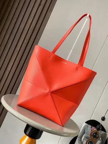 9029 Smooth Cowhide Leather Geometric Handbag Women s Shoulder Bag Replica Loewe womens bags