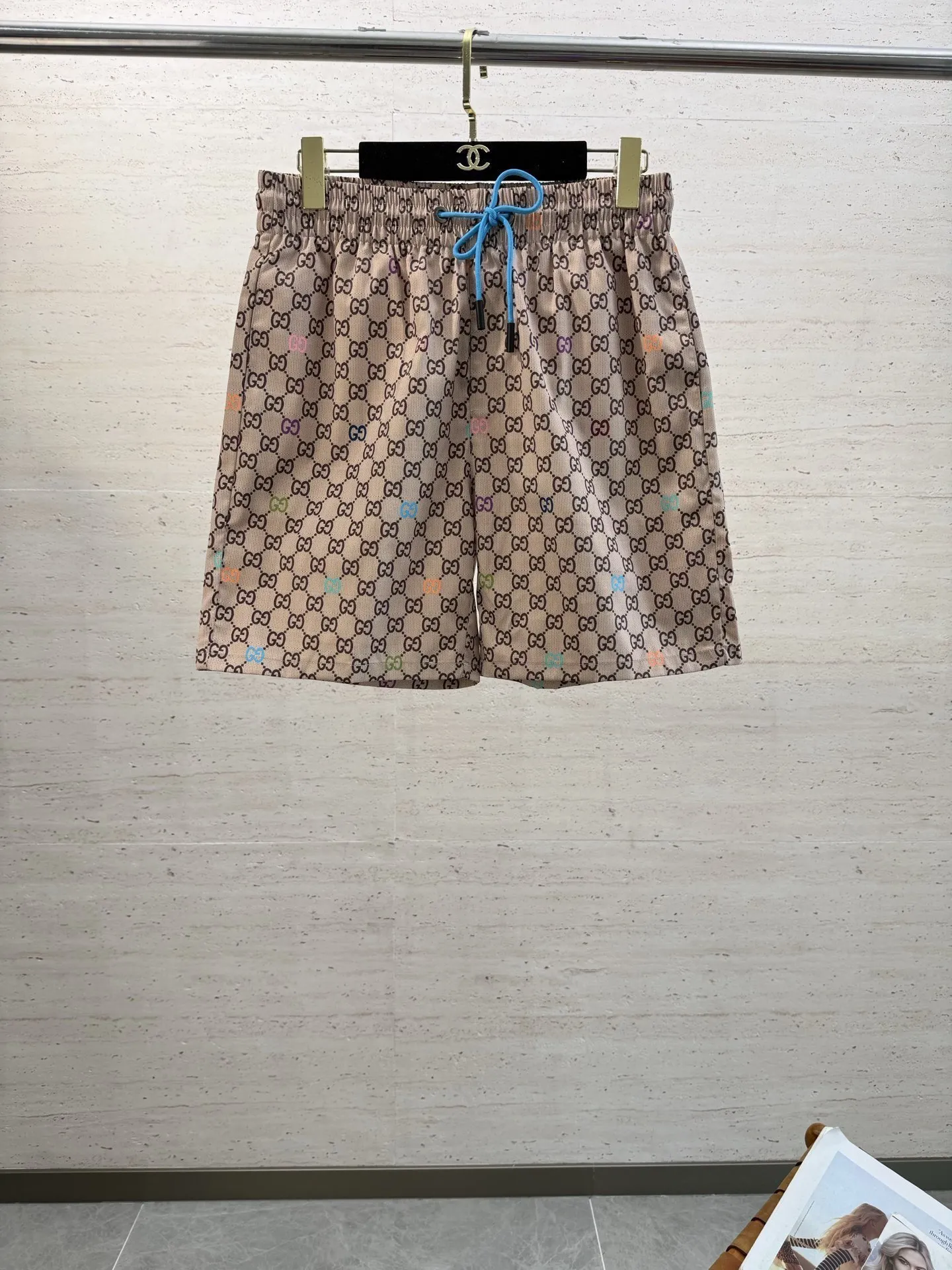 Gucci Drawstring versatile men s casual sports shorts five-point pants