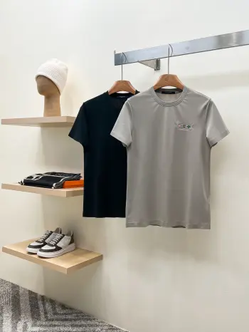 Latest short-sleeve round-neck T-shirt Replica Louis Vuitton Tshirts and Polos