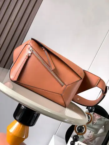 9114 Small Classic Cowhide Leather Waist Bag Waist Bag Replica Loewe belt bags