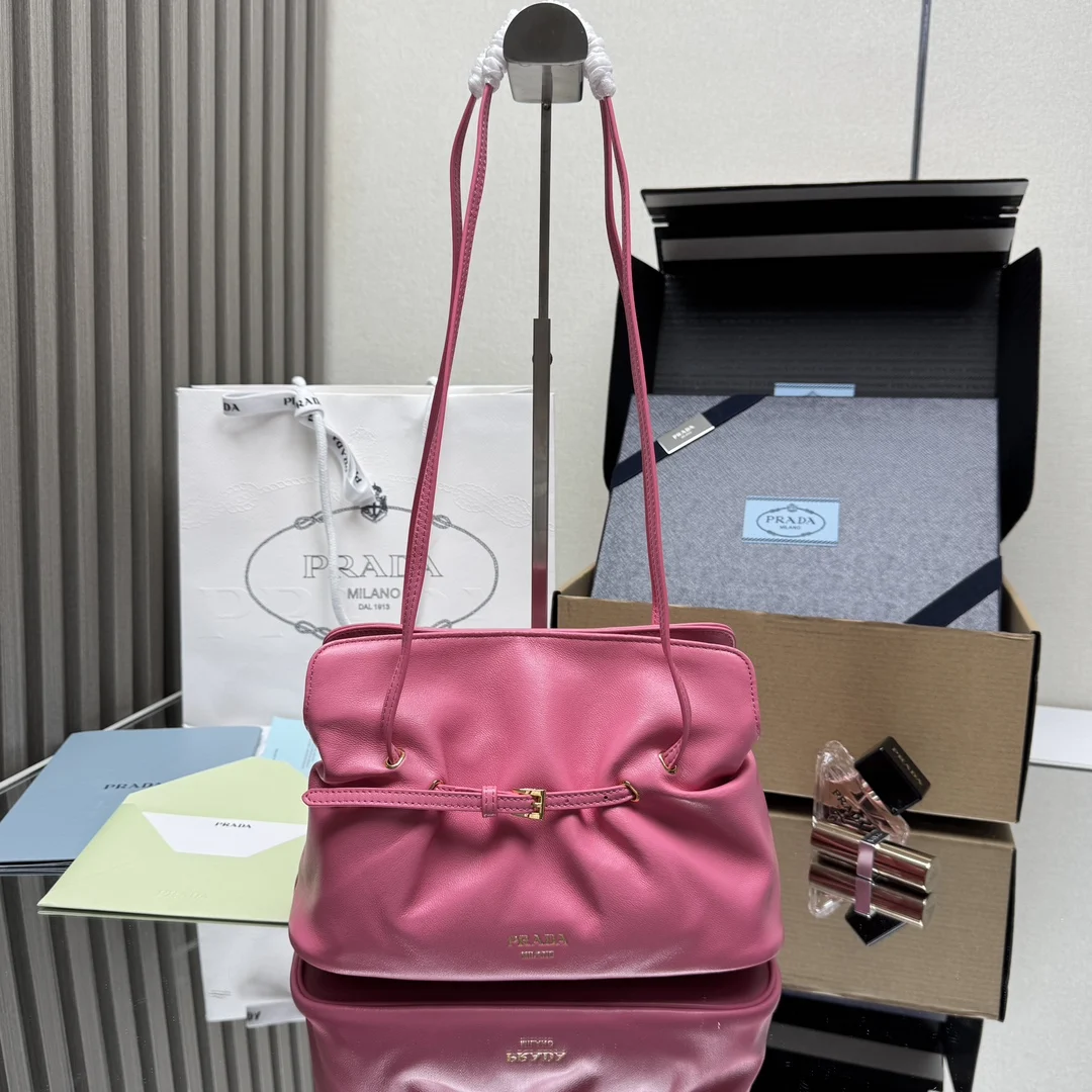 Prada 1BG586 One-Shoulder Cloud Bag Women s Crossbody Bag Prada 1BG586 One-Shoulder Cloud Bag Women s Crossbody Bag