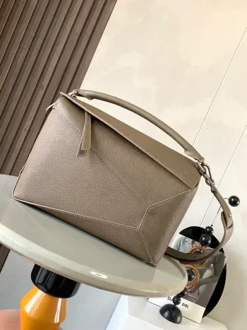 9312 Hot-selling geometric bag women s crossbody bag Replica Loewe womens bags