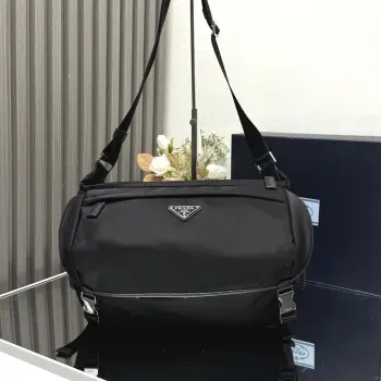 2VH991 Classic Messenger Bag Men s Crossbody Bag Replica Prada womens bags