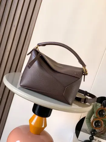8010 Rectangular Geometric Handbag Women s Crossbody Bag Replica Loewe womens bags